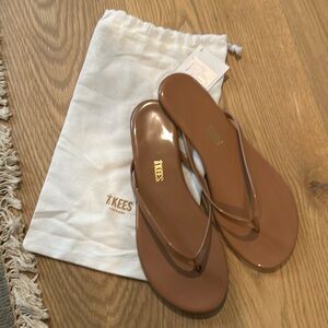 Tkees Natural Gloss Sandals
